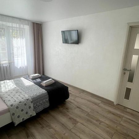 Apartament Нова 2Х Кімнатна В Центре Rivne Zewnętrze zdjęcie